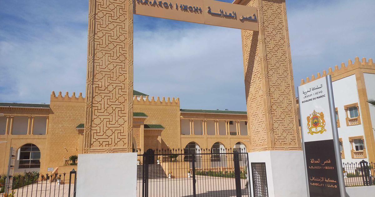 برلماني و10 متهمين أمام القضاء برلماني و10 متهمين أمام القضاء