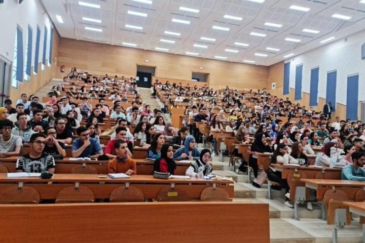 ميراوي: عدد الطلبة الجامعيين ارتفع بـ 6 في المائة في الموسم الجامعي الحالي ليصل إلى 1.3 مليون ميراوي: عدد الطلبة الجامعيين ارتفع بـ 6 في المائة في الموسم الجامعي الحالي ليصل إلى 1.3 مليون