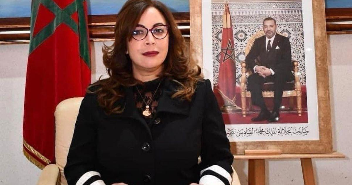 عمدة الرباط تتراجع عن تجميد تعويضات 2300 موظف عمدة الرباط تتراجع عن تجميد تعويضات 2300 موظف