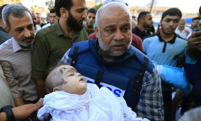 المغرب: نقابة الصحافة تتضامن مع الإعلاميين الفلسطينيين ومدير القناة الرابعة يستحضر محمود درويش