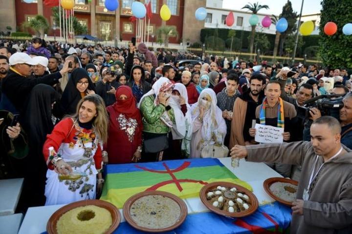 رأس السنة الأمازيغية أصبح رسميا عطلة مؤدى عنها يوم 14 يناير وفقا لمرسوم حكومي رأس السنة الأمازيغية أصبح رسميا عطلة مؤدى عنها يوم 14 يناير وفقا لمرسوم حكومي