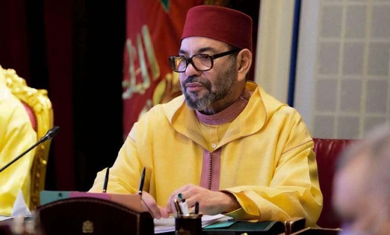 العاهل المغربي يؤكد إدانته سياسة العقاب الجماعي والتهجير القسري ويشدد على أن قطاع غزة جزء لا يتجزأ من الدولة الفلسطينية الموحدة