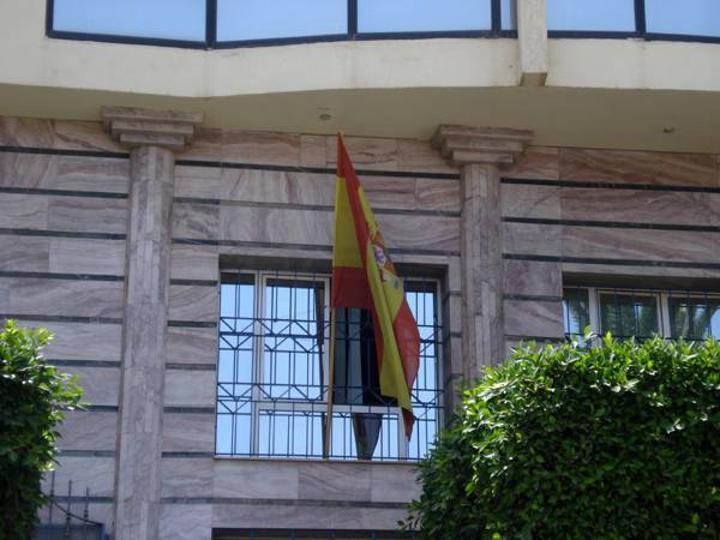 مغاربة يراسلون وزير الخارجية الاسباني احتجاجا على رفض منحهم تأشيرات دون سبب مقنع مغاربة يراسلون وزير الخارجية الاسباني احتجاجا على رفض منحهم تأشيرات دون سبب مقنع