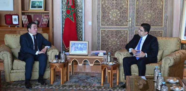 وزير الخارجية الإسباني يغادر المغرب دون تحديد موعد لفتح جمارك سبتة ومليلية