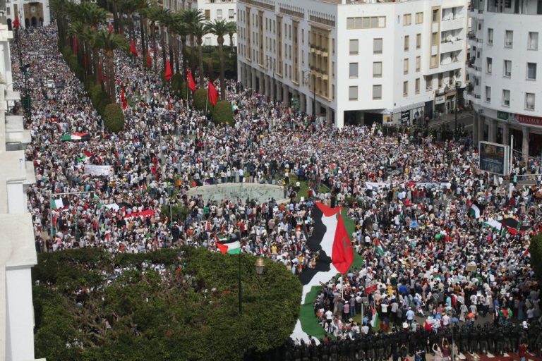 ليس البلد الذي عرفناه.. وسائل إعلام إسرائيلية تتهم المغاربة بمعاداة السامية