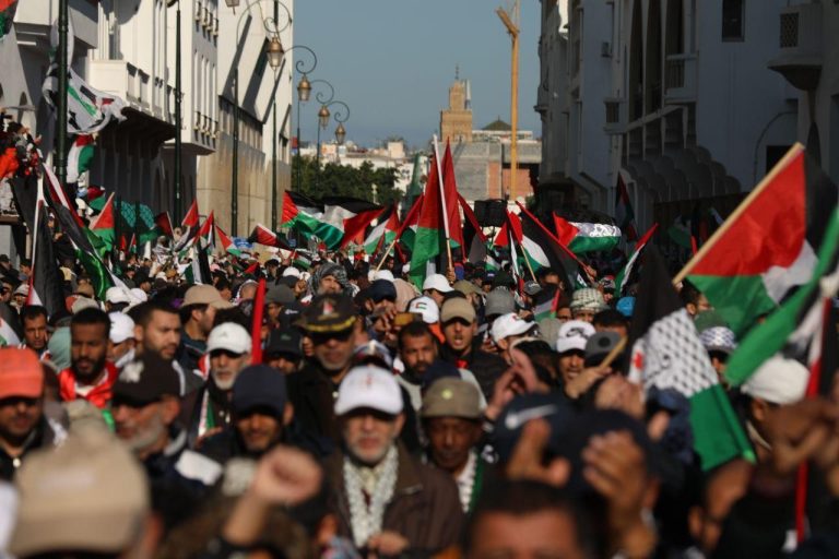 بالتزامن مع الذكرى الثالثة للتطبيع.. مسيرة حاشدة بالرباط تضامنا مع الشعب الفلسطيني