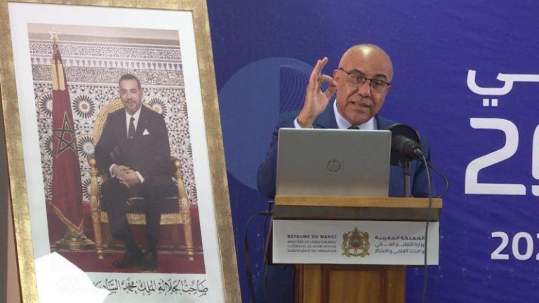 وزير التعليم العالي يضع شروطا للحوار مع طلبة الطب دون التنازل عن "الإصلاحات الأساسية"