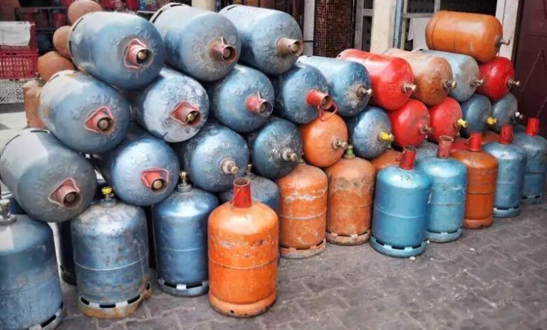 اجتماع تنسيقي بالرباط لتأمين تزويد المواطنين بقنينات غاز البوتان مع احترام الأسعار المحددة لبيعها