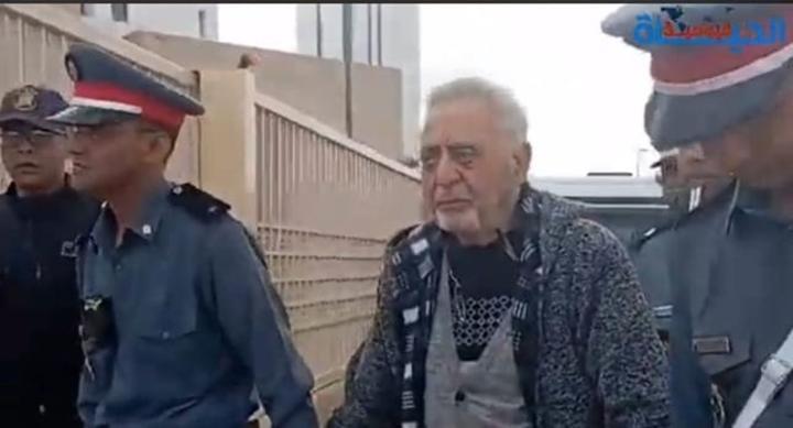 استياء مغربي كبير من ظهور المحامي المعتقل محمد زيان في حالة “مأساوية” أثناء المحاكمة- (فيديو وتدوينات) استياء مغربي كبير من ظهور المحامي المعتقل محمد زيان في حالة “مأساوية” أثناء المحاكمة- (فيديو وتدوينات)