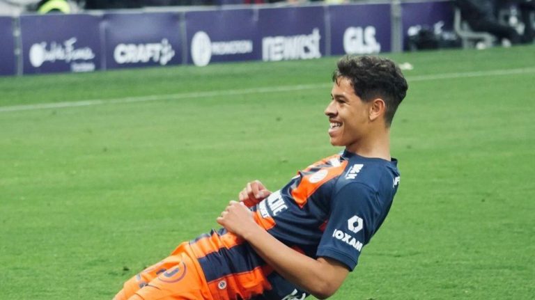 خليل فياض يختار تمثيل المنتخب المغربي