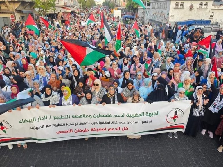 الآلاف يطالبون بالضغط على إسرائيل لوقف الحرب على غزة (فيديوهات)