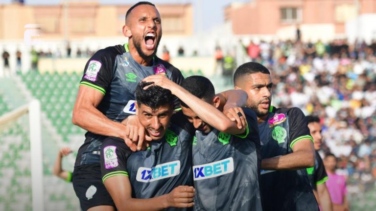 البطولة الاحترافية القسم الأول : الرجاء الرياضي يتوج ياللقب الـ13 في تاريخه بعد موسم استثنائي