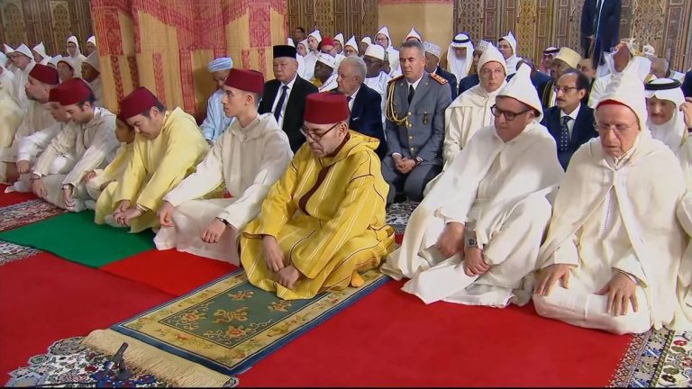 الملك محمد السادس يؤدي غدا الاثنين صلاة عيد الأضحى بتطوان