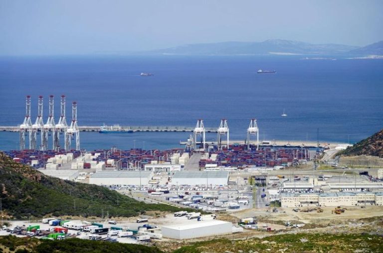 المغرب يسمح برسو سفينة حربية إسرائيلية في طنجة بعدما رفضتها إسبانيا- (تدوينات)