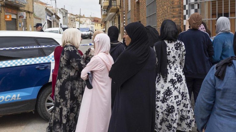 اسبانيا: مقتل أم مغربية وابنيها على يد رب الاسرة