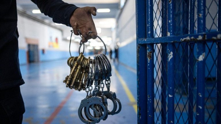 تقرير: صدور 83 حكما بالإعدام في 2023 وتزايد حالات الانتحار في صفوف المدانين بالإرهاب في المغرب