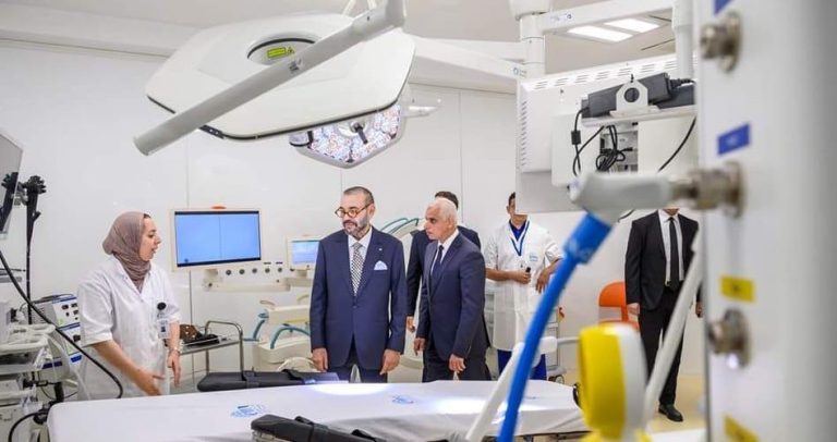 الملك محمد السادس يأمر بإطلاق العمل بمركزين استشفائيين بالحسيمة والقنيطرة