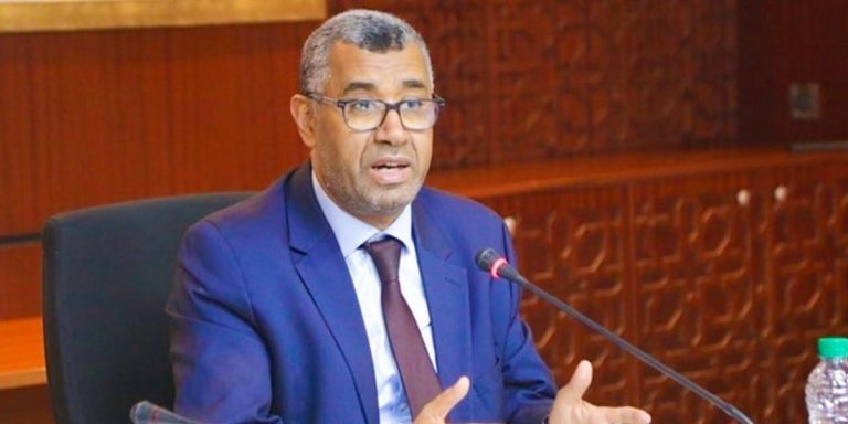 حزب العدالة والتنمية يضرب مثالا بفرنسا ويدعو لانتخابات مبكرة