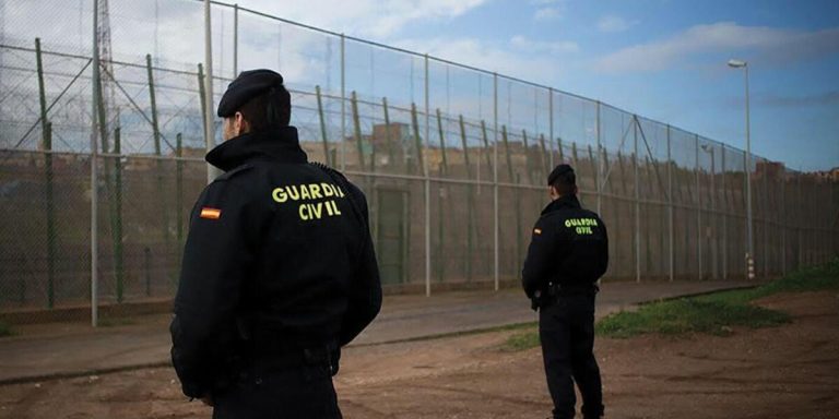 الهجرة غير النظامية: إسبانيا طردت 6٪ من أصل 13 ألف مغربي تم اعتقالهم في عام 2023