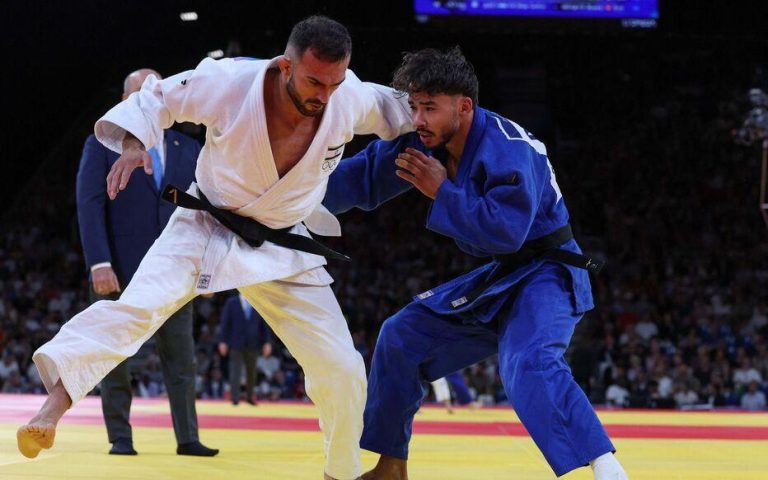 أولمبياد باريس: لاعب الجيدو المغربي عبد الرحمن بوشيتة يرفض تحية خصمه الإسرائيلي