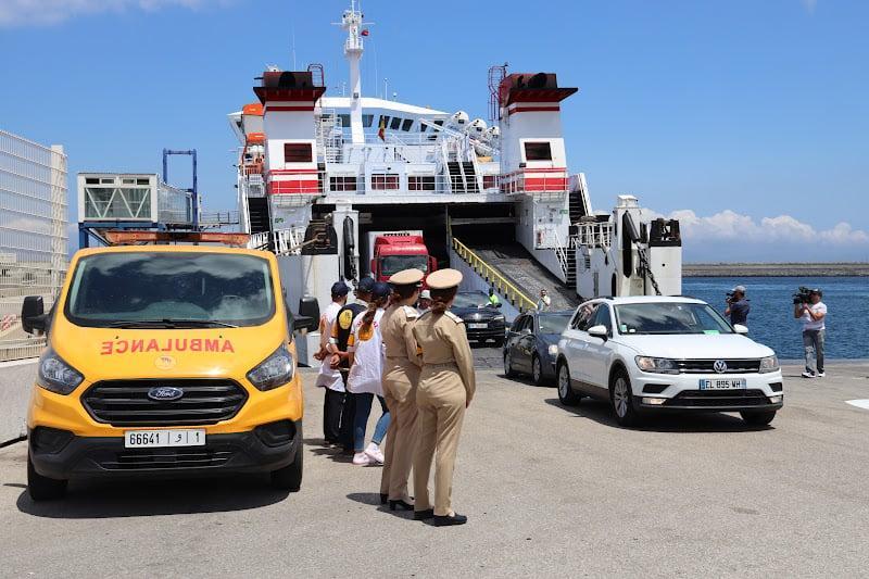 عملية مرحبا 2024: أزيد من 30 ألف من أفراد الجالية المقيمة بالخارج حلوا أو غادروا المغرب عبر بوابة ميناء الحسيمة عملية مرحبا 2024: أزيد من 30 ألف من أفراد الجالية المقيمة بالخارج حلوا أو غادروا المغرب عبر بوابة ميناء الحسيمة