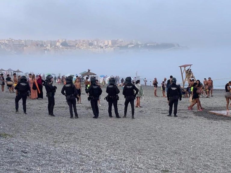 إسبانيا تستبعد أن يكون المغرب وراء تدفق المهاجرين إلى سبتة