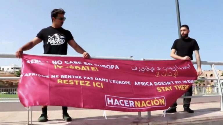 مجموعة عنصرية إسبانية تروج لدعايتها في المغرب