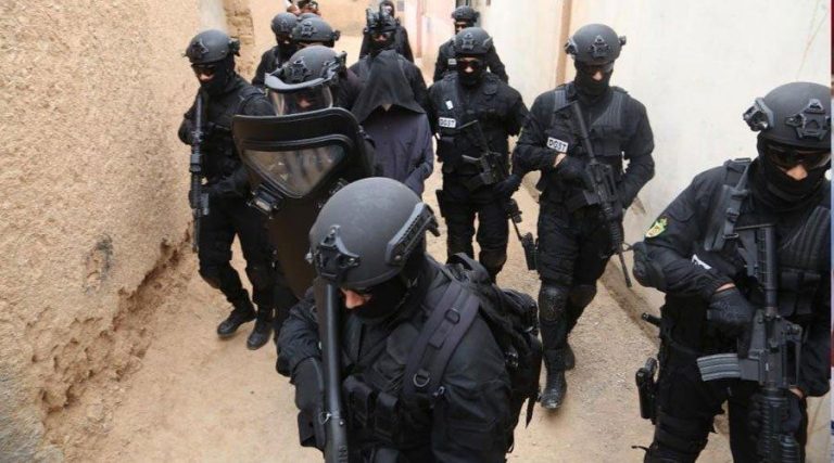 المغرب يعتقل شخصًا خطط لتنفيذ أعمال إرهابية تهدد سلامة الأفراد والنظام العام
