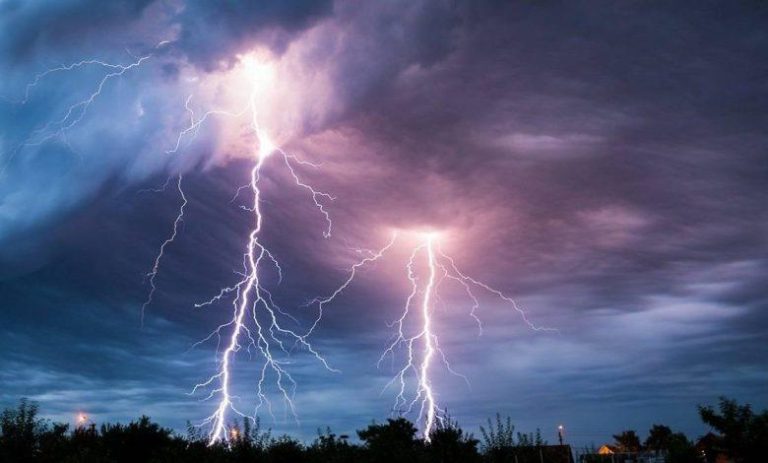 شاب يلقى حتفه بسبب صاعقة رعدية في إقليم شفشاون