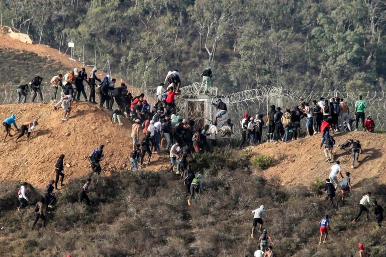 هل يتم تضليل الشباب المغربي من خلال المحتويات المتعلقة بالهجرة غير النظامية على وسائل التواصل الاجتماعي؟