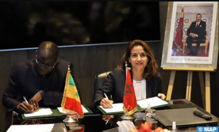 المغرب والسنغال يوقعان مذكرة تفاهم بشأن التنمية المستدامة