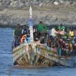 إسبانيا تقترح “الهجرة الدورية” لوقف تدفق المهاجرين على جزر الكناري إسبانيا تقترح "الهجرة الدورية" لوقف تدفق المهاجرين على جزر الكناري