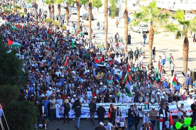عام على الاحتجاجات في المغرب... لماذا لم يُسقط الشارعُ التطبيعَ مع الكيان؟