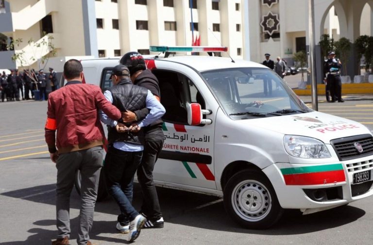 الدار البيضاء: توقيف مواطن فرنسي من أصول جزائرية يشكل موضوع أمر دولي بإلقاء القبض