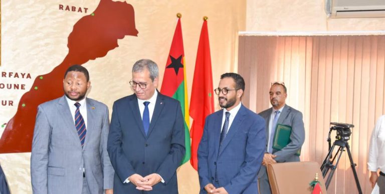 المغرب وغينيا بيساو يوقعان اتفاقية توأمة بين مدينتي الداخلة وبيساو