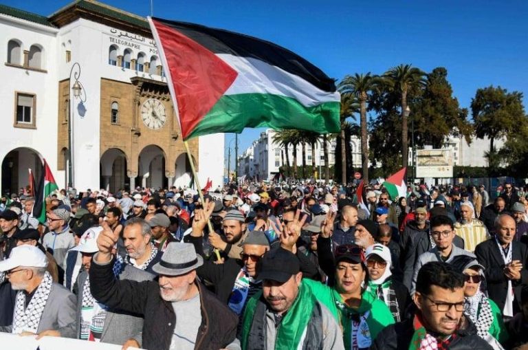 برلمانية مغربية تحتج على “منع” أئمة المساجد من الدعوة إلى “الجهاد” في فلسطين.. ووزير الأوقاف يرد- (تغريدات)