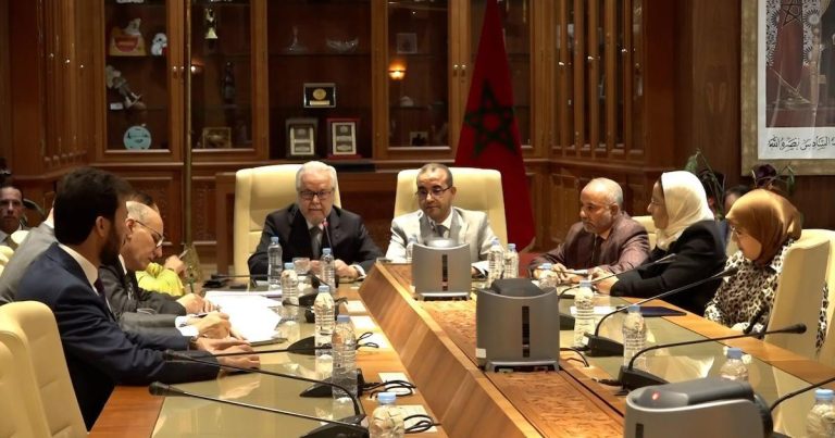 الأمين العام للحكومة: المصادقة على 216 نصا قانونيا خلال عام 2024