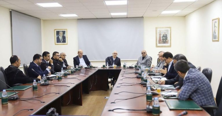 حزب الاستقلال يدعو الأمم المتحدة لتحمل مسؤولياتها تجاه الرهائن بمخيمات تندوف