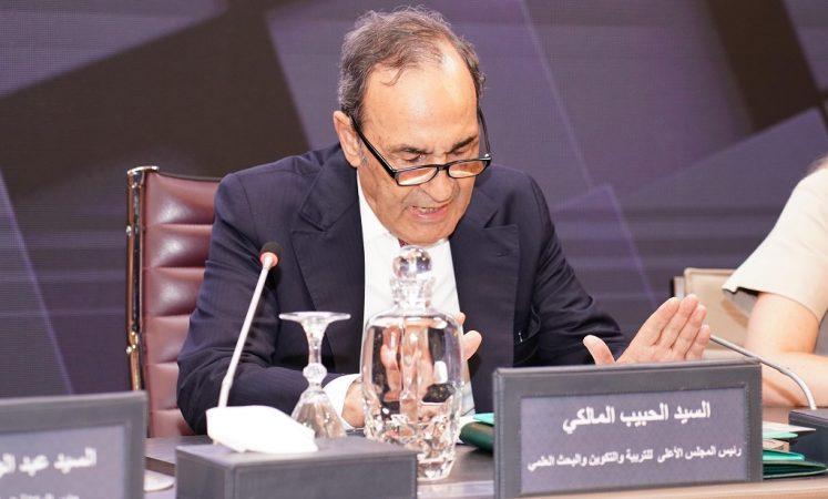 البيجيدي يتهم المجلس الأعلى للتعليم بالتهجم على الكتاتيب القرآنية وينتقد "إقحام" مواد منافية للأخلاق في التعليم