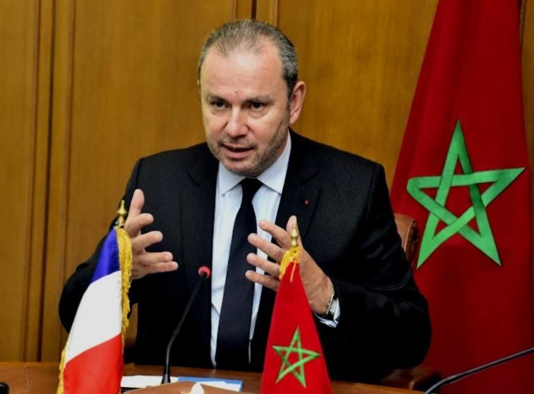 بعد اعتراف باريس بمغربية الصحراء.. السفير الفرنسي بالمغرب يزور العيون والداخلة
