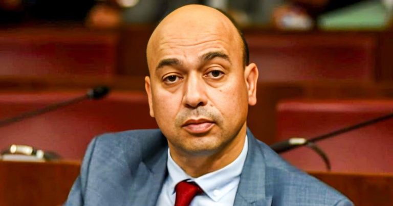 بعد عزل رئيسها السابق.. انتخاب منير شنتير رئيسا جديدا لمجلس جماعة تازة‎