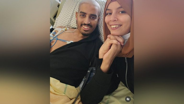 عودة التيكتوكر هشام صديق بعد فشل رحلة علاجه في فرنسا