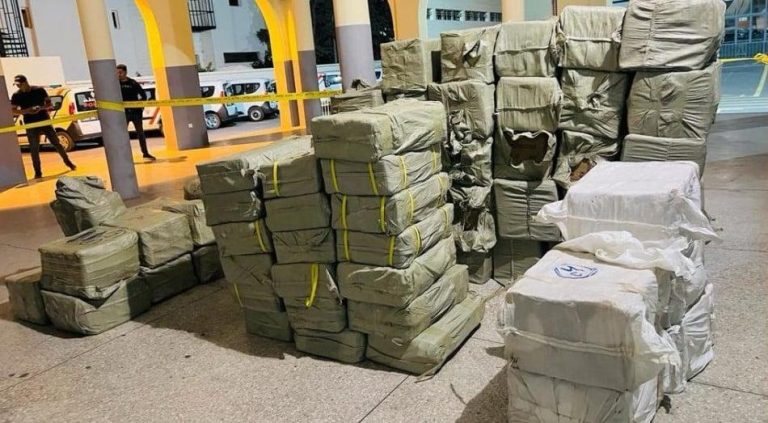 بني ملال: إجهاض عملية للتهريب الدولي لثلاثة أطنان و960 كيلوغراما من مخدر الشيرا
