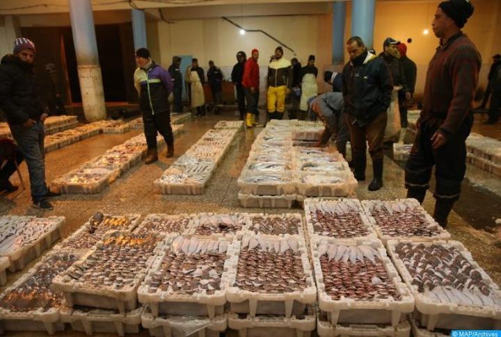 بدء محاكمة ثلاثة أشخاص بعد احتجاجات على غلاء أسعار السمك في سوق بأزيلال بدء محاكمة ثلاثة أشخاص بعد احتجاجات على غلاء أسعار السمك في سوق بأزيلال