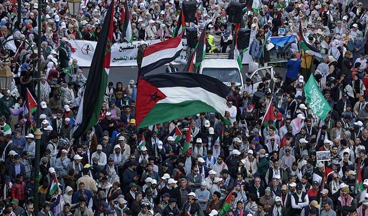 مدن المغرب تحتج تضامنًا مع فلسطين ضد السفن الإسرائيلية مدن المغرب تحتج تضامنًا مع فلسطين ضد السفن الإسرائيلية