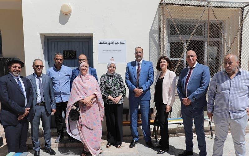 البنك الشعبي يجهز مدرسة طارق بن زياد بـ12 مكتبة البنك الشعبي يجهز مدرسة طارق بن زياد بـ12 مكتبة