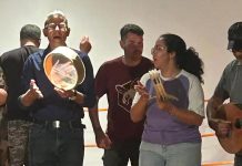 مسرحية «أنت مرآتي».. جسر ثقافي بين بروكسل والحسيمة مسرحية «أنت مرآتي».. جسر ثقافي بين بروكسل والحسيمة