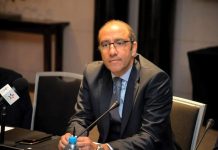 جواد الزيات رئيسا جديدا لنادي الرجاء الرياضي جواد الزيات رئيسا جديدا لنادي الرجاء الرياضي