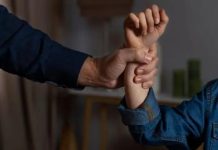 ماتقيش ولدي تستنكر اغتصاب طفل بموسم مولاي عبد الله ماتقيش ولدي تستنكر اغتصاب طفل بموسم مولاي عبد الله