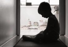 توقيف مؤطرين بمخيم إفران للاشتباه في اعتداء جنسي توقيف مؤطرين بمخيم إفران للاشتباه في اعتداء جنسي